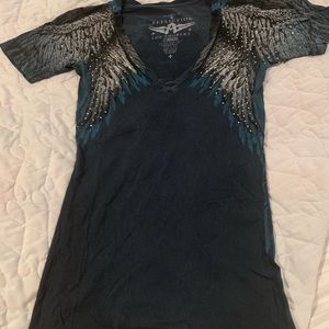 Woman’s short sleeve Affliction top